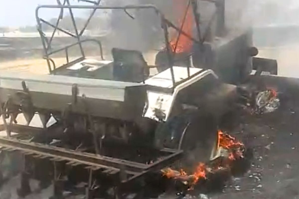 Tractor gutted in fire due to short circuit