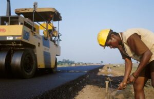 Plastic Waste Management: Govt constructed 1 Lakh km road using plastic waste