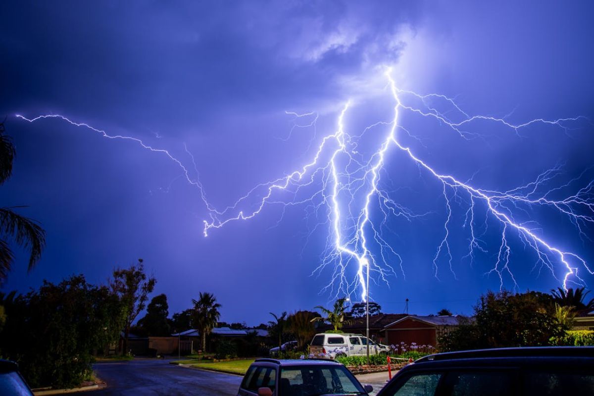 Lightning strikes in India: 1,697 killed in one year