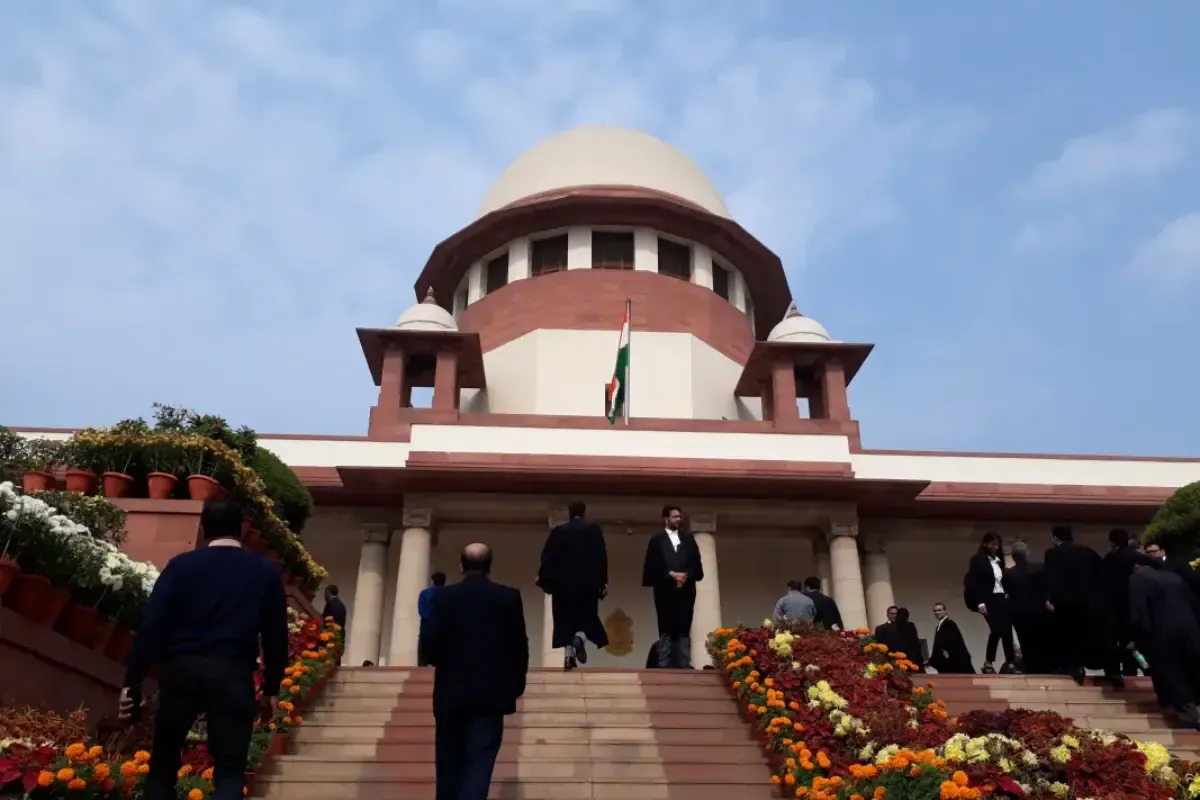 Inside views of the Supreme Court of India, New Delhi | Photo: Pinakpani/Wikimedia Commons