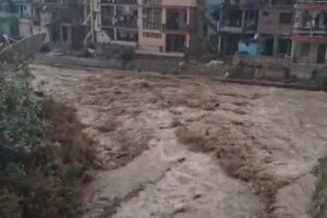 Uttrakhand fighting forest fires and flash floods at same time