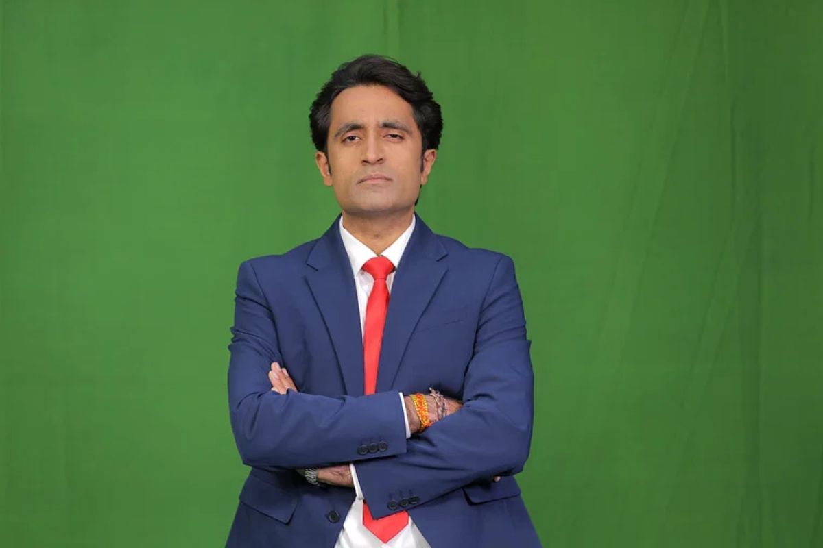 Why Pradeep Bhandari resigned from Zee News?