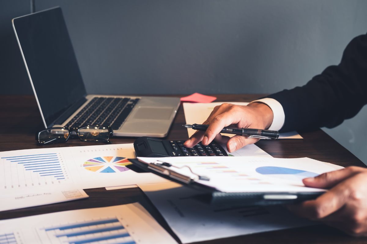 How to Minimise Demat Account Charges: Tips and Tricks