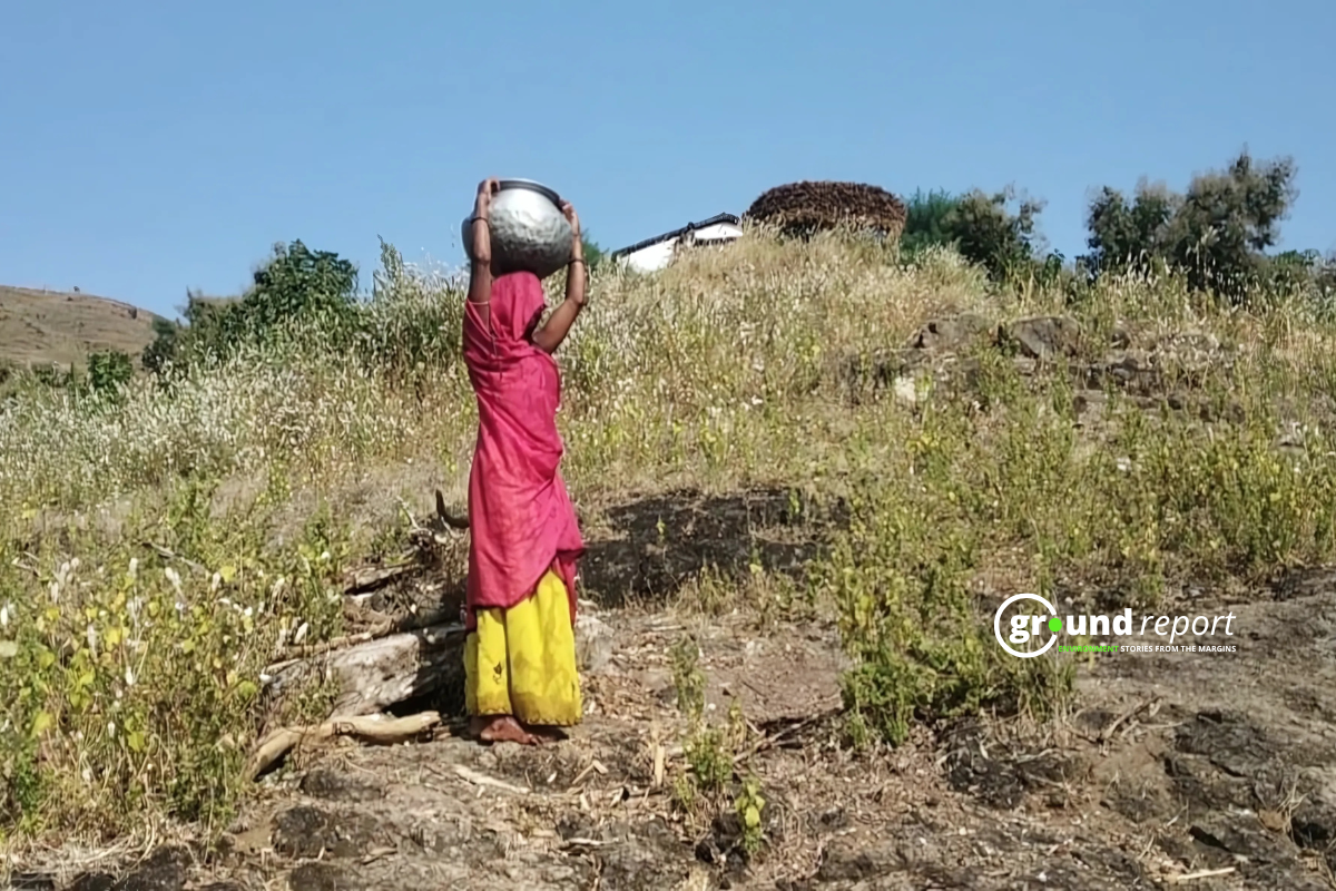 “पानी की समस्या है कि खत्म नहीं होती” नर्मदा किनारे बसे आदिवासी गांवों की कहानी