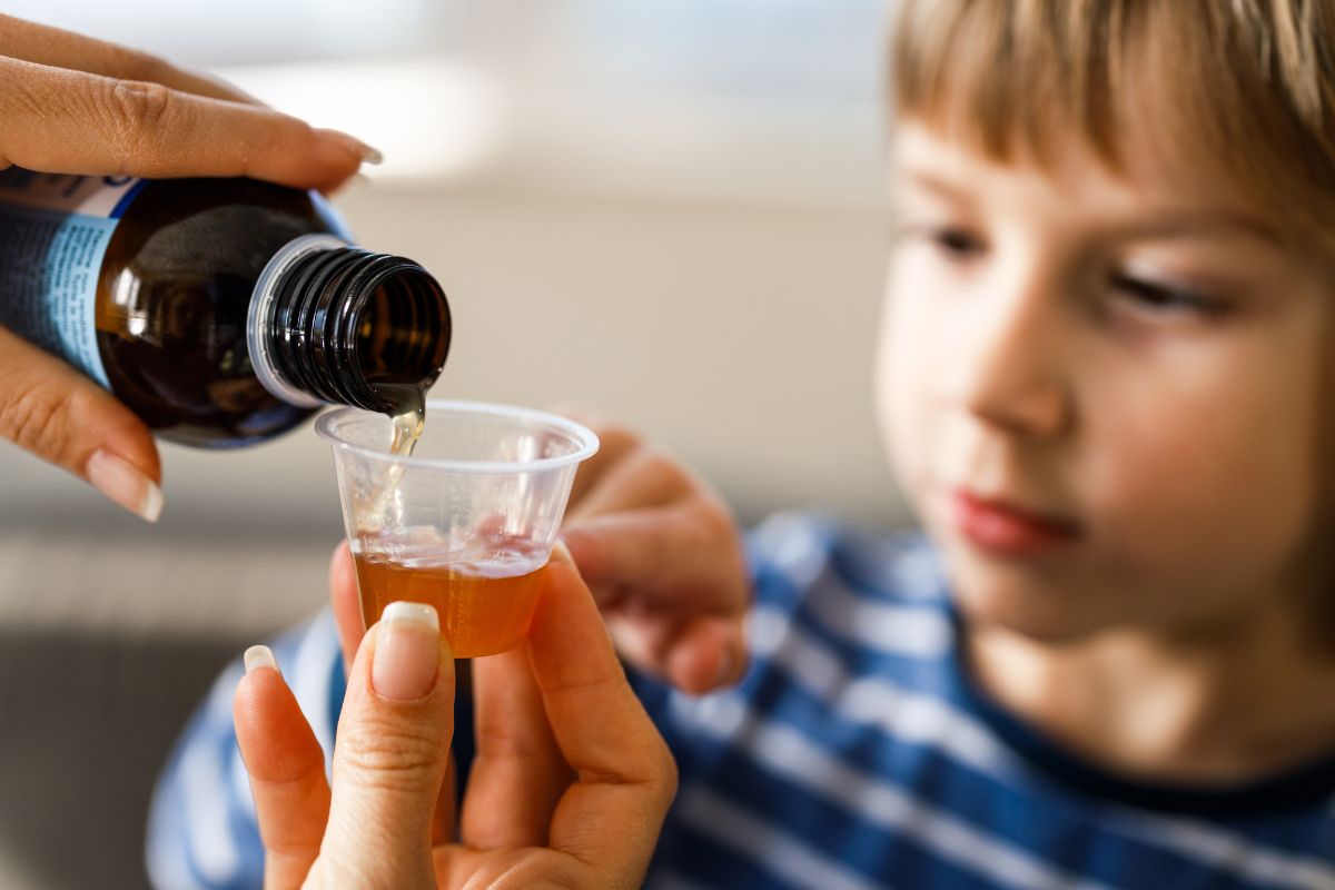 Cough Syrup & Children: What Parents Must Know Before Reaching for a Bottle