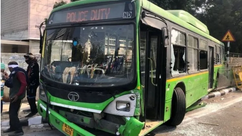 Read more about the article Delhi Police will not get DTC buses without the permission of Delhi Government