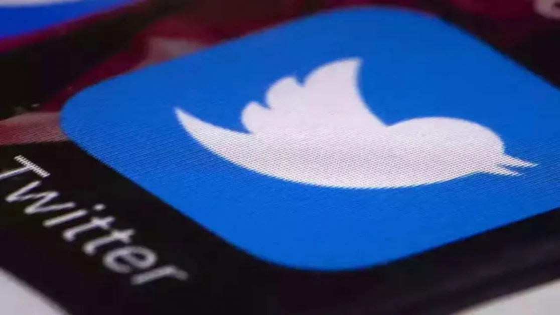 Twitter bans sharing of photos without consent