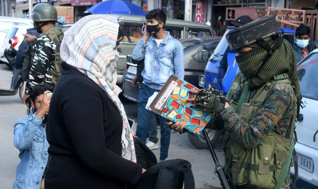 Women frisked in Kashmir