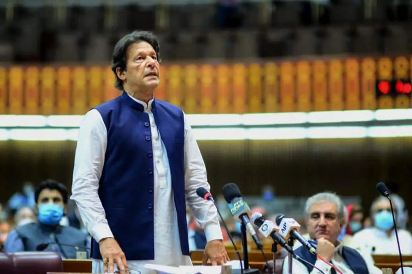 No confidence vote: I play till the last ball, says Pak PM Imran Khan
