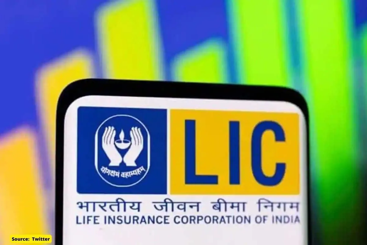 Disappointment for LIC IPO, Debut with loss