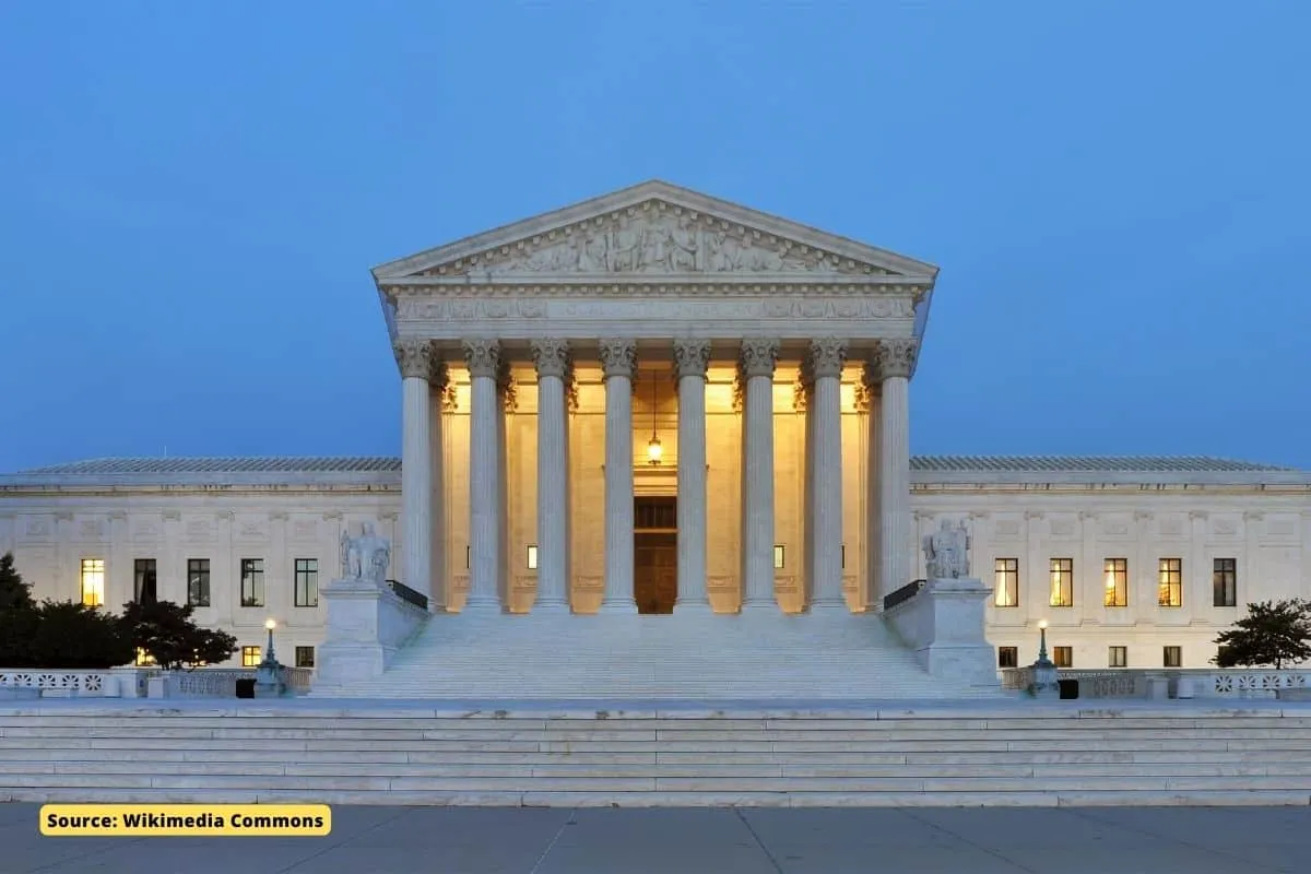 Who are the Judges in US Supreme court, passing stone age judgments?