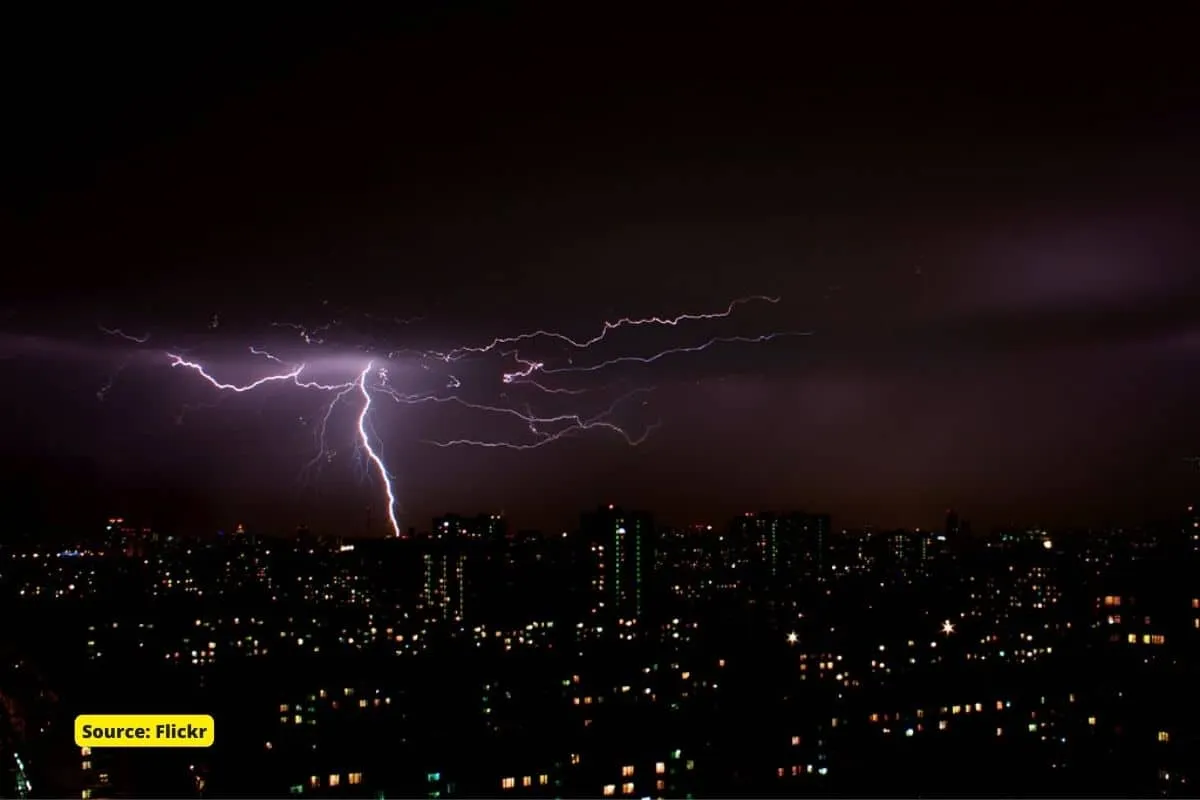 907 deaths in a year due to lightning in India