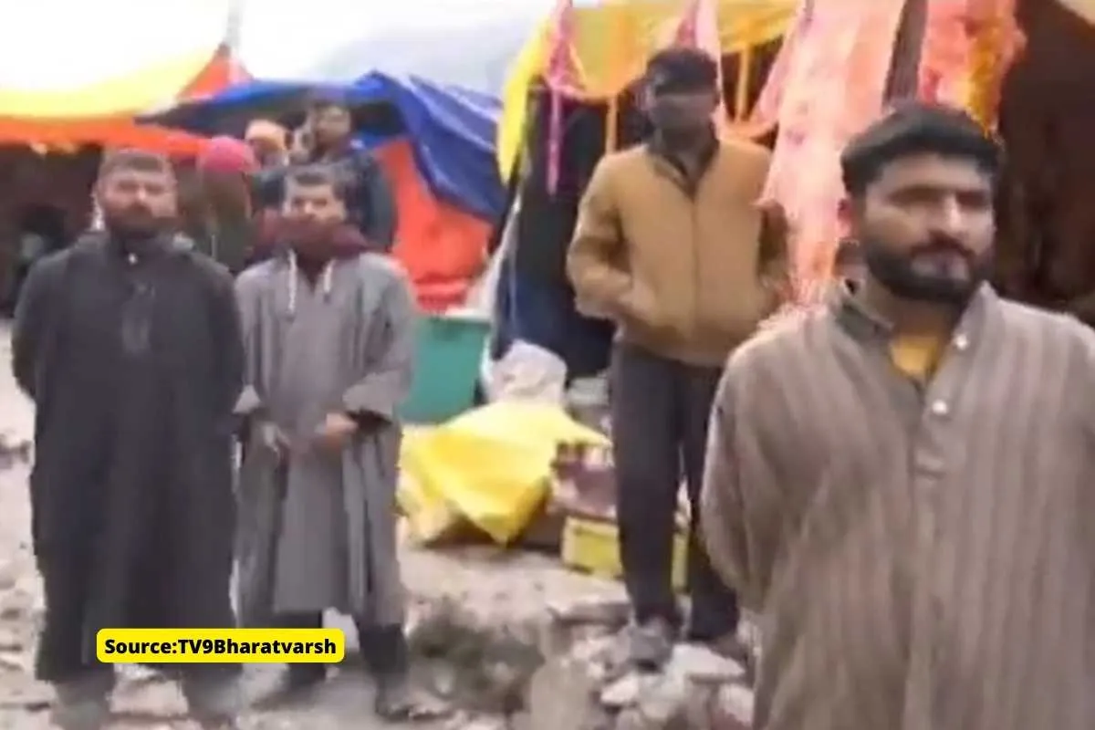 Kashmiri muslims skip eid to help hindu pilgrims in amarnath