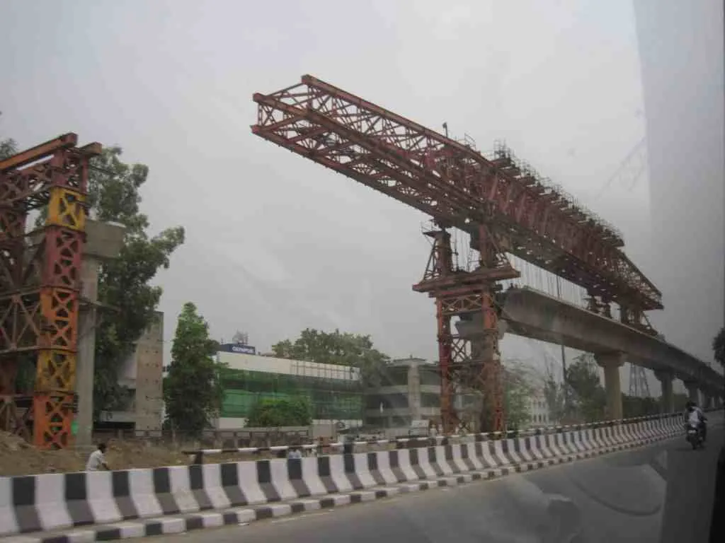 New Delhi Metro Rail Line Construction near Mohin Estate Stop